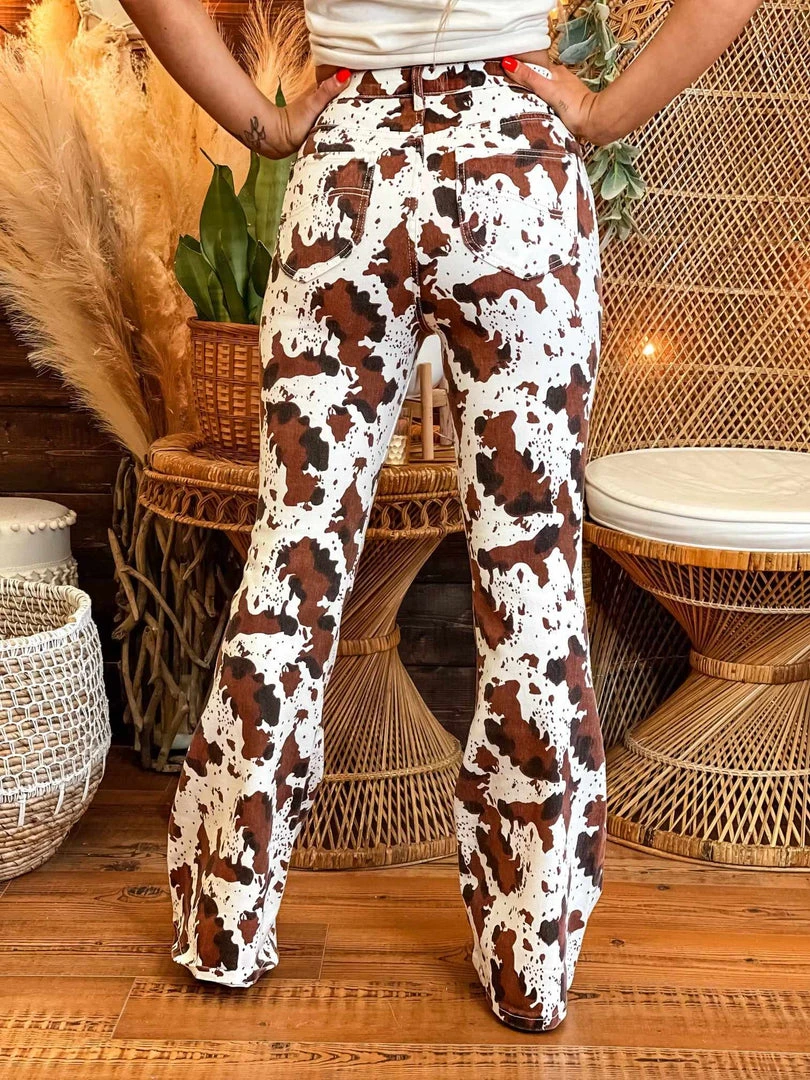 D & J Industies Co., LTD. Clothing Makin Mooves Jeans 3 D & J Industies Co., LTD. Clothing Makin Mooves Jeans