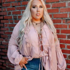 D & J Industries Circle Of Love Top - Blush Tops