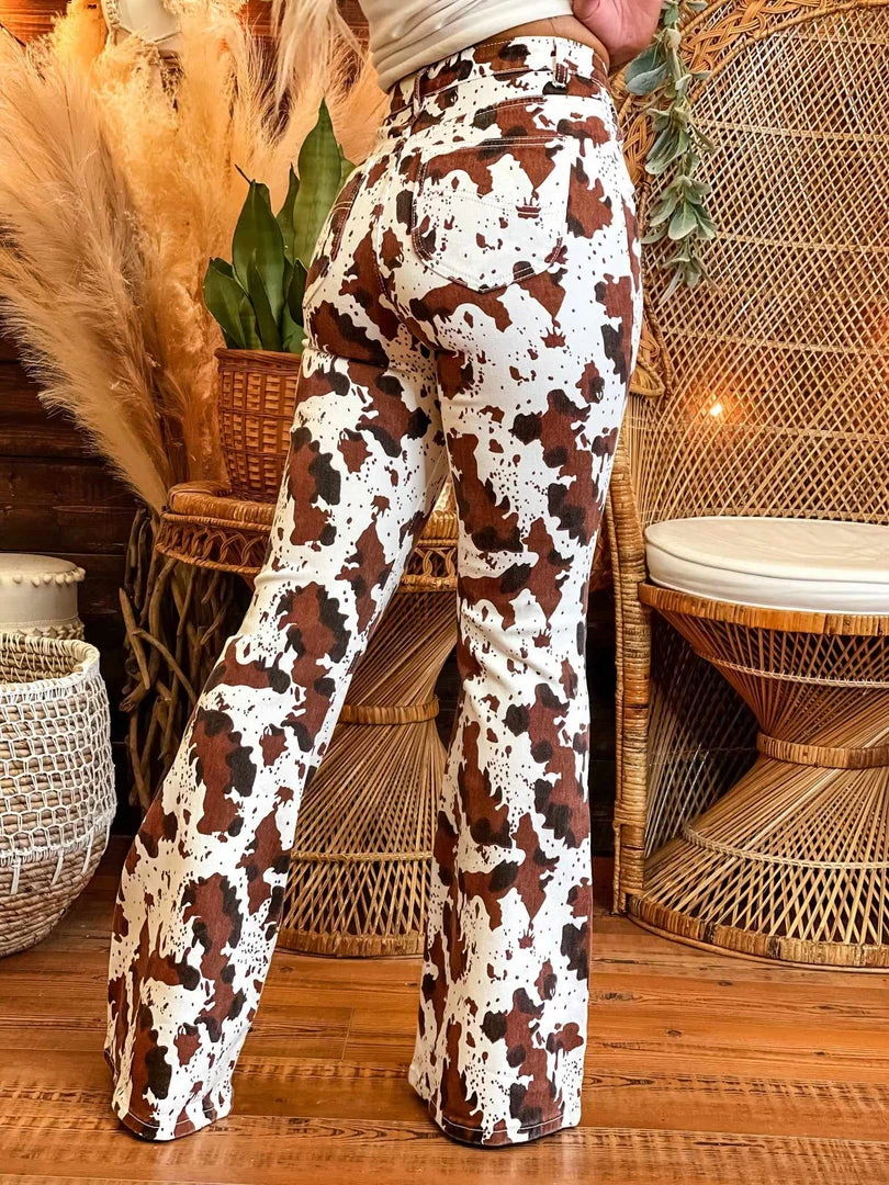 D & J Industies Co., LTD. Clothing Makin Mooves Jeans 2 D & J Industies Co., LTD. Clothing Makin Mooves Jeans