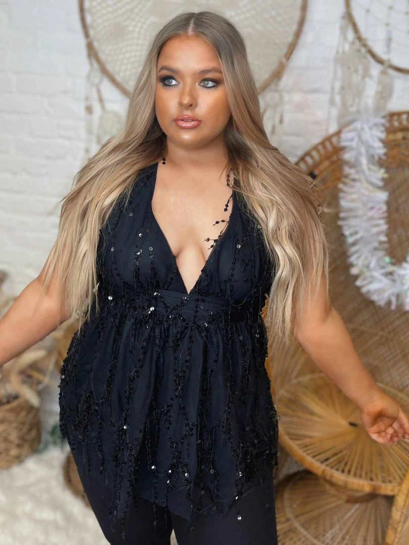 Dongguan Haohoo Clothing CO., Ltd Girls Like You Sequin Top - Black 1 Dongguan Haohoo Clothing CO., Ltd Girls Like You Sequin Top - Black