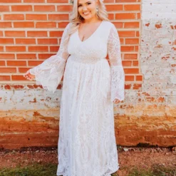 D & J Industries Look Famous Tonight Dress - White/Neutral