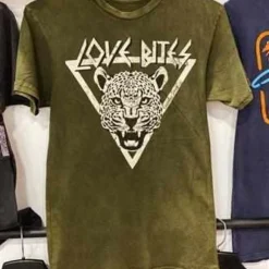 Country Deep Love Bites Tee - Vintage Green
