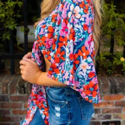 D & J Industies Co., LTD. Pre-Orders PREORDER Better Days Top - Red & Pink Floral