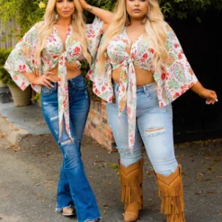 D & J Industies Co., LTD. PREORDER Everyone She Knows Top - White Floral Pre-Orders