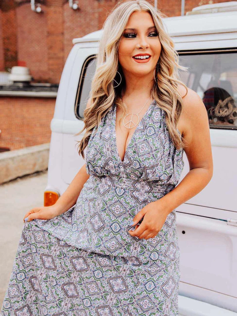 Dongguan Haohoo Clothing CO., Ltd Summer Oasis Dress - Olive 2 Dongguan Haohoo Clothing CO., Ltd Summer Oasis Dress - Olive